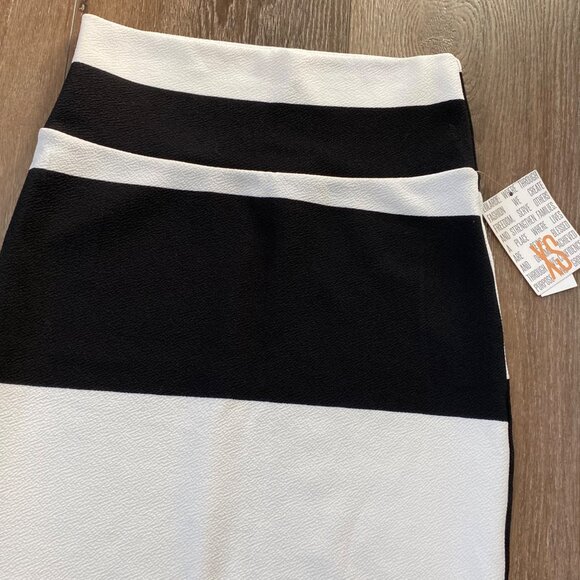 LuLaRoe Womens Black & White Striped Pencil Skirt XS NWT - Picture 2 of 4